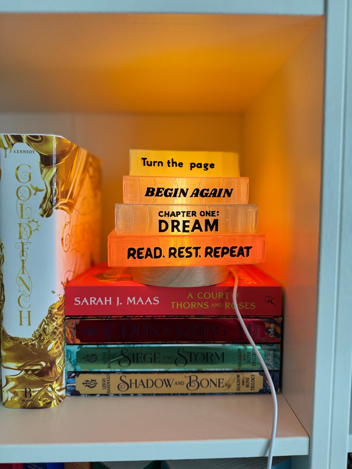 Book Stacked Lamp – 3D Printed PETG | Bookshelf Decor | Readers Gift Idea | Table Lamp